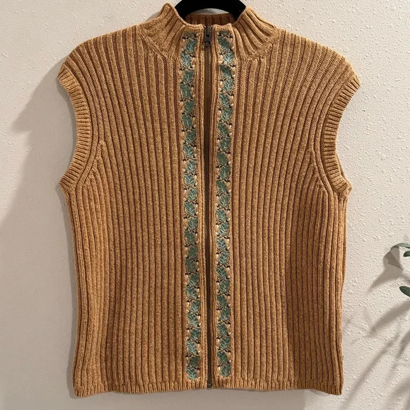 Woolrich Women’s Embroidered Tan Rib Clove Full Zip Casual Sleeveless Vest Large - Picture 1 of 8